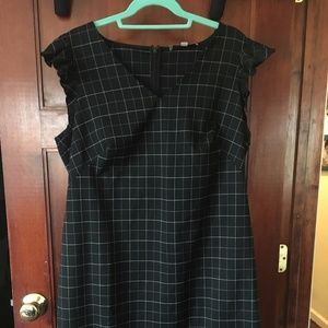 LOFT Dresses - LOFT PLUS WINDOWPANE FLUTTER SHIFT DRESS size 16 LOFT Dresses - LOFT PLUS WINDOWPANE FLUTTER SHIFT DRESS size 16